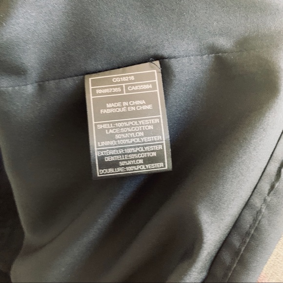 Cupcakes & Cashmere Candytuft Lace Shift Dress - Picture 6 of 6